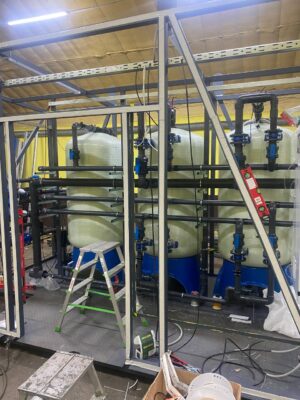 система умягчения и очистки воды с обратным осмосом